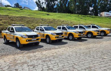 CSG entrega caminhonetes à Brigada Militar e reforma Grupos Rodoviários da PRE