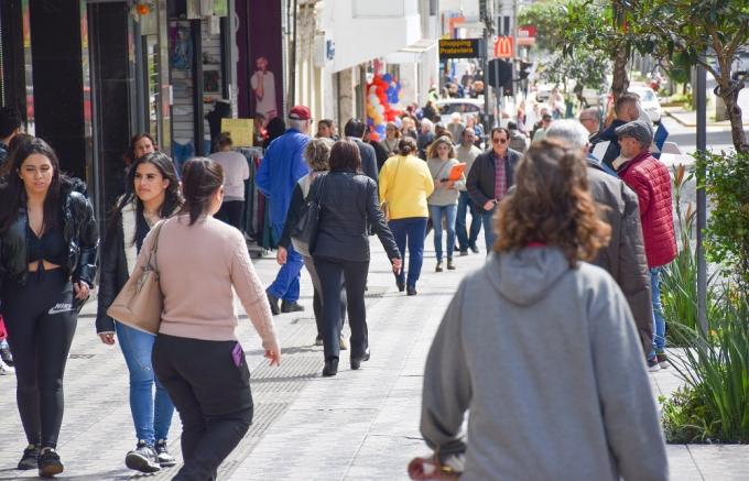 Pesquisa da CDL Caxias mostra que 32,4% da população tinha dívidas no 3º trimestre